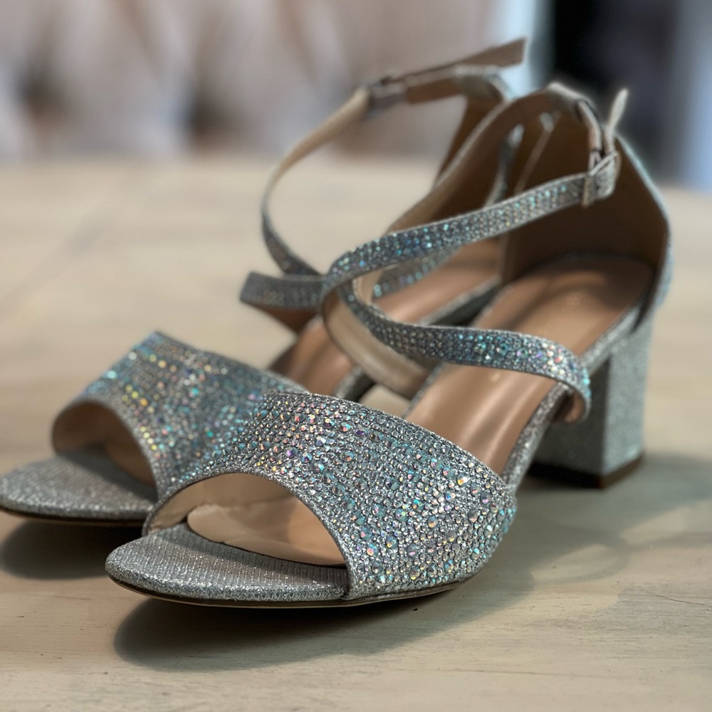 Sparklicious dress shoes, size 8 1/2